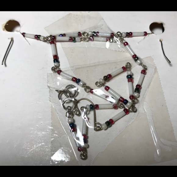 Handcrafted Seed Bead Necklace Earring Set - Picture 2 of 3